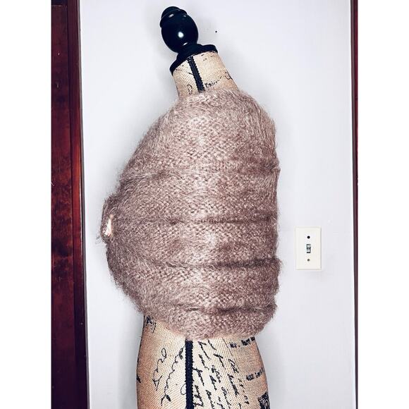 BERNAT VINTAGE 50'S THE BRUSH-UP MOHAIR PLUS STOLE CAPE WRAP TAN OS ORIGINAL BOX - Picture 2 of 6